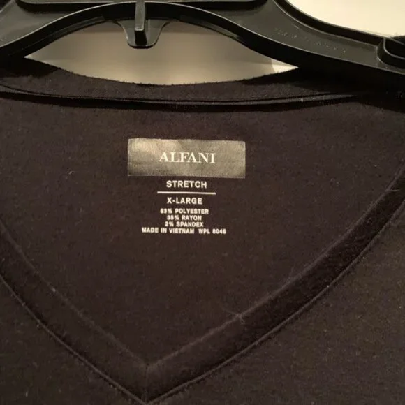 Set of 2- Men’s Alfani V-Neck T-Shirts - Picture 4 of 5